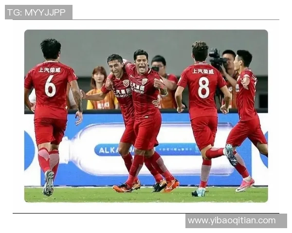 2017年申花与上港激战回顾：足球盛宴中的激情与荣耀