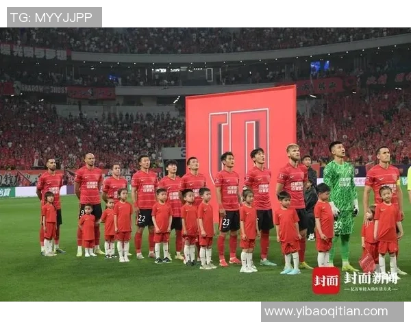 广州恒大与上海申花激战正酣谁将赢得这场中超焦点之战