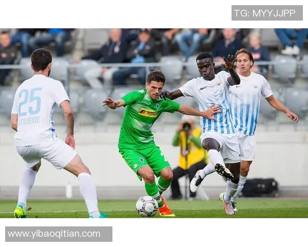 汉堡与门兴对决分析球队状态战术特点及历史交锋记录探讨