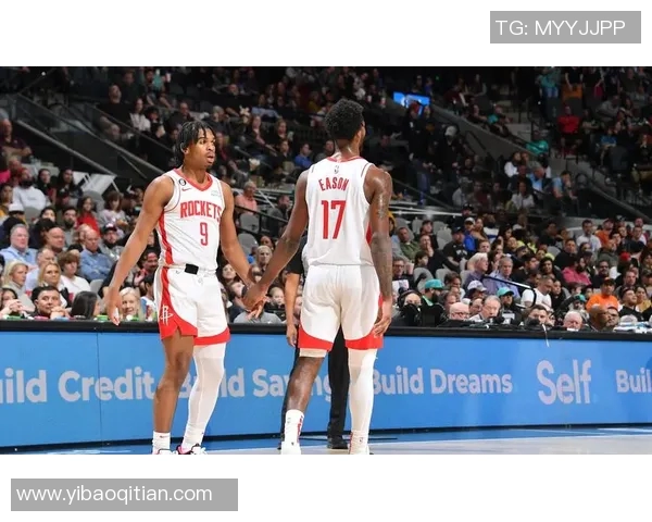 火箭队与猛龙队精彩对决分析及国外网站最新动态分享